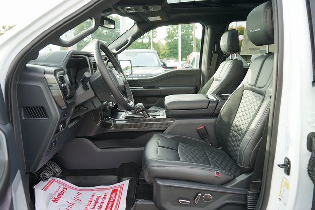 2025 FORD F-150 - Image 32