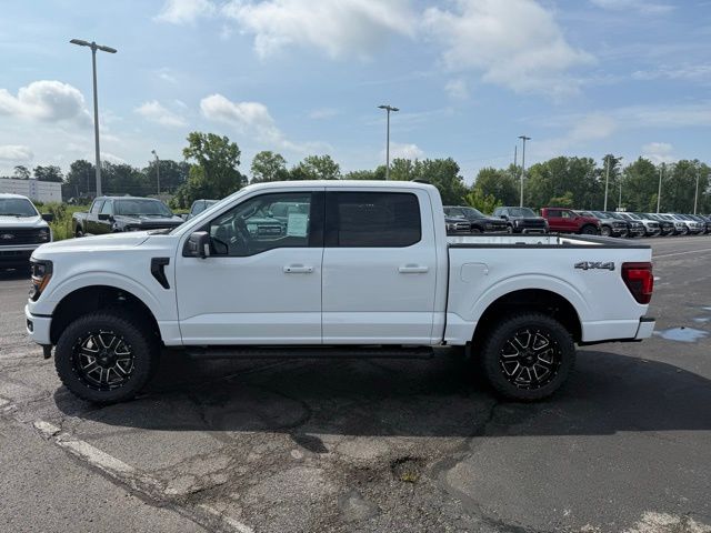 2025 Ford F-150 XLT photo 4