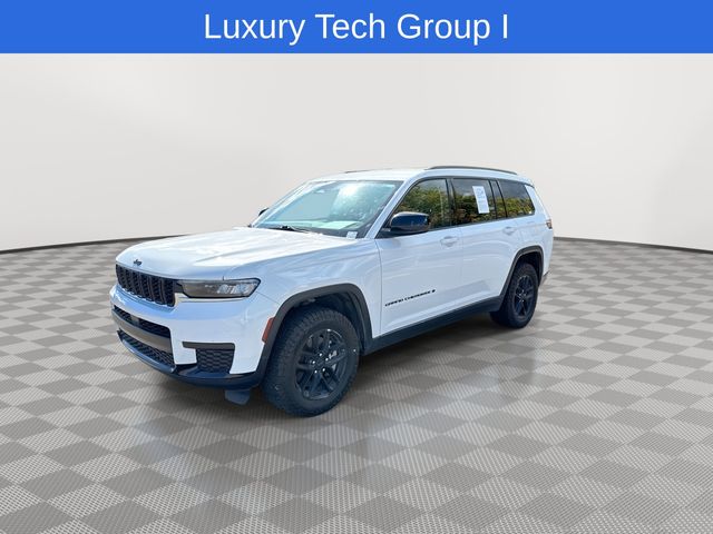 2021 Jeep Grand Cherokee Laredo photo 3