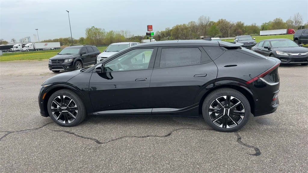 2025 Kia EV6 GT-Line photo 5