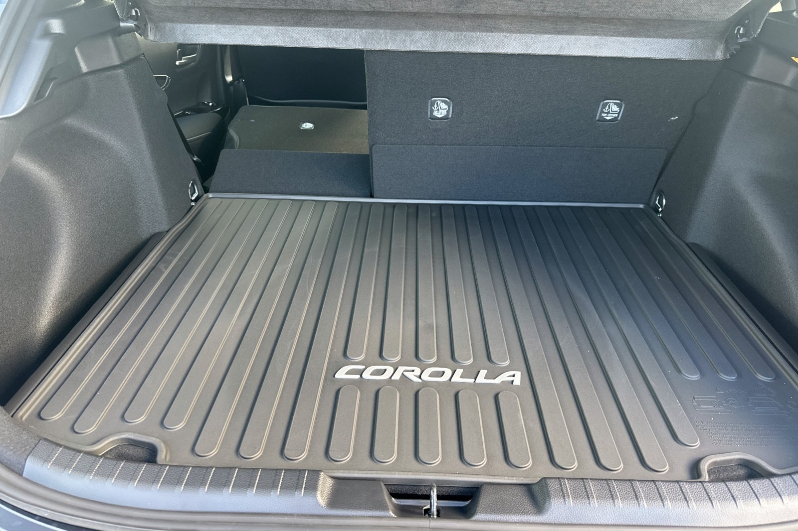 2025 Toyota Corolla XSE photo 15
