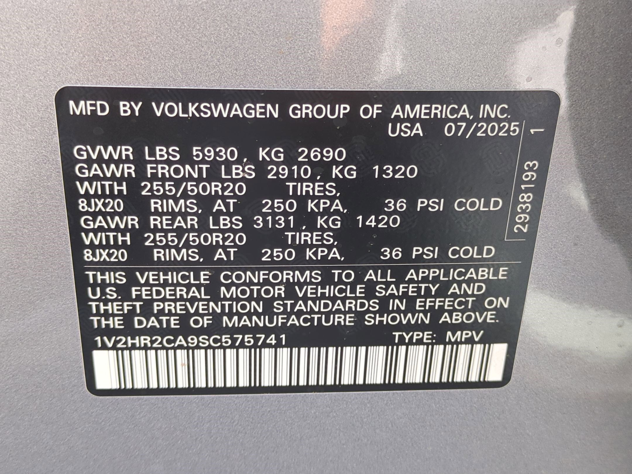 2025 Volkswagen Atlas SE Technology photo 17