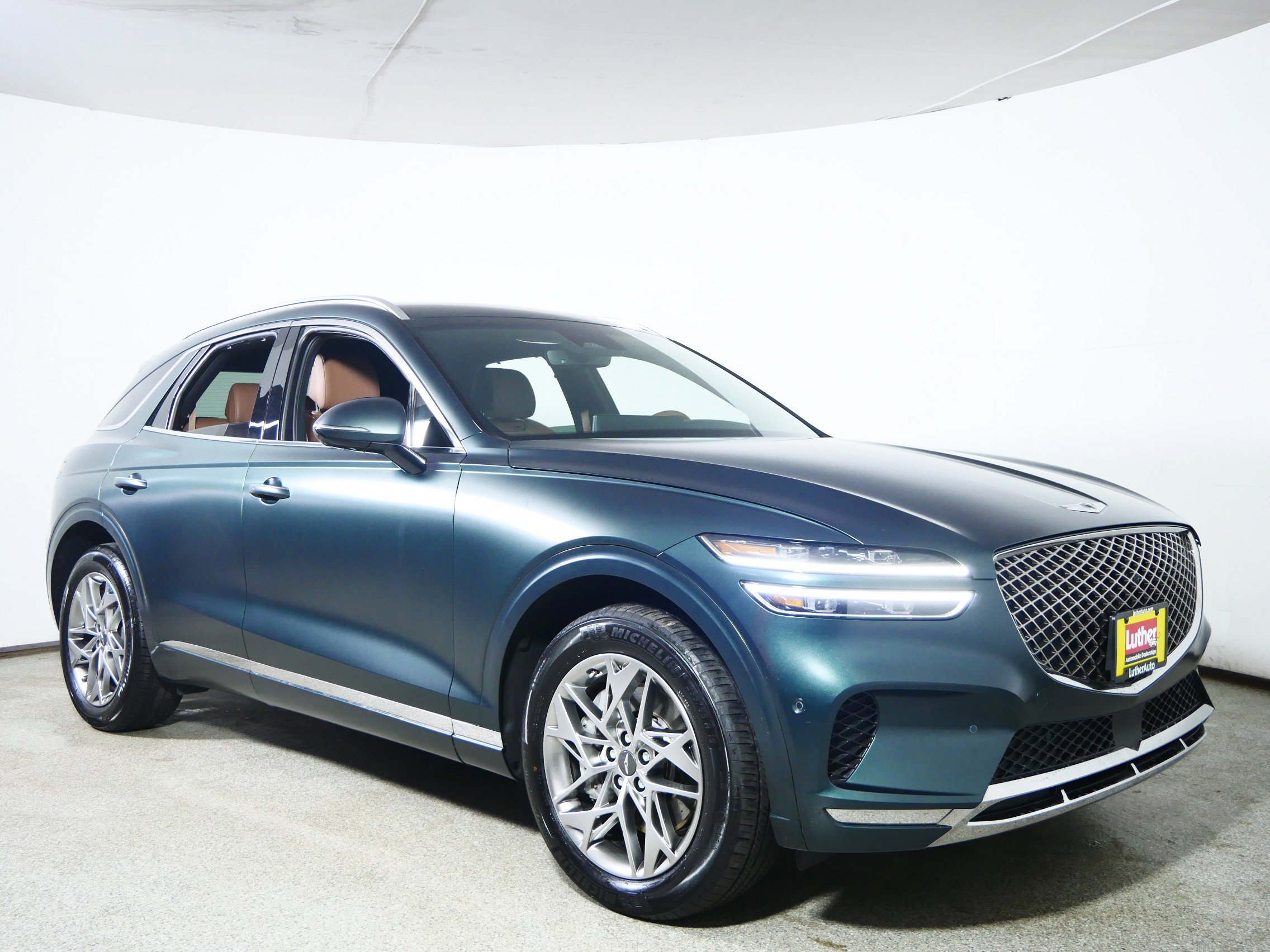 2023 GENESIS GV70 Standard's photo