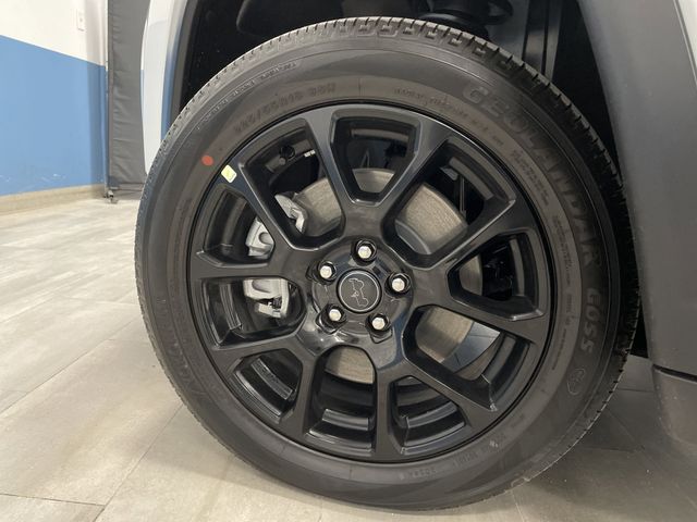 2025 Jeep Compass Latitude Altitude Special Edition photo 29