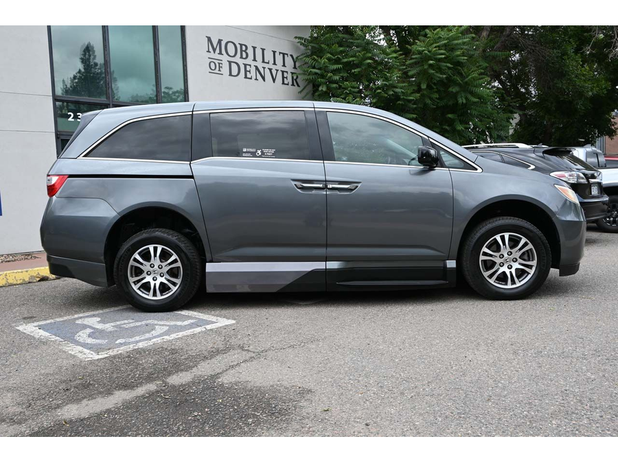 2012 Honda Odyssey EX-L photo 5