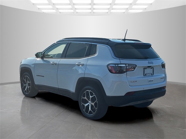 2024 Jeep Compass Limited photo 5