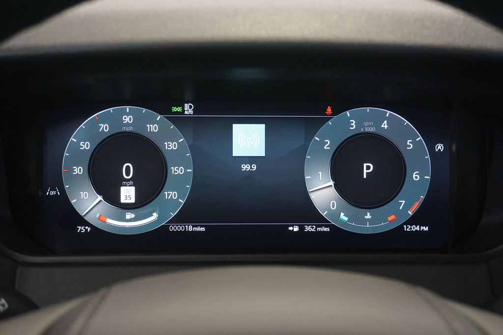 2026 Land Rover Range Rover Velar S photo 11
