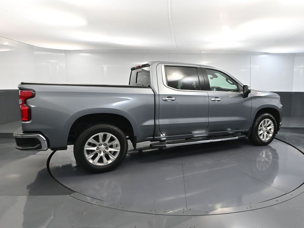 2019 Chevrolet Silverado 1500 LTZ photo 3