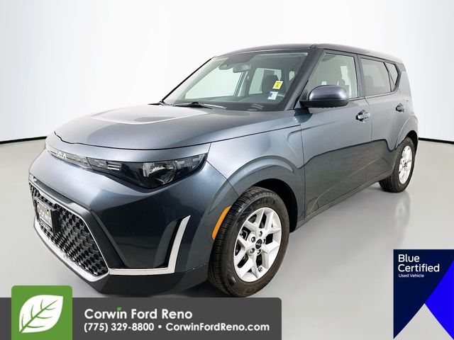 2023 Kia Soul LX S photo 2