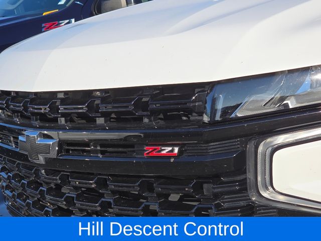 2023 Chevrolet Suburban Z71 photo 17