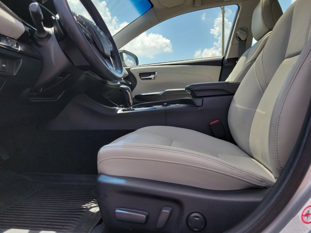 2018 Toyota Avalon XLE Premium photo 16
