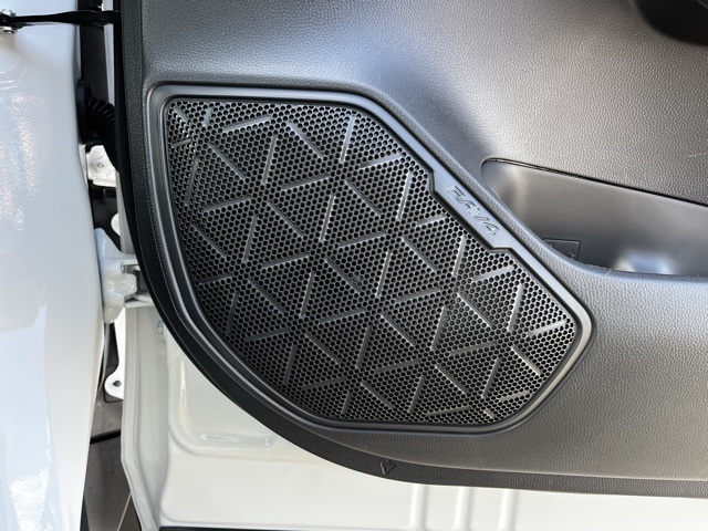 2025 Toyota RAV4 XLE photo 22