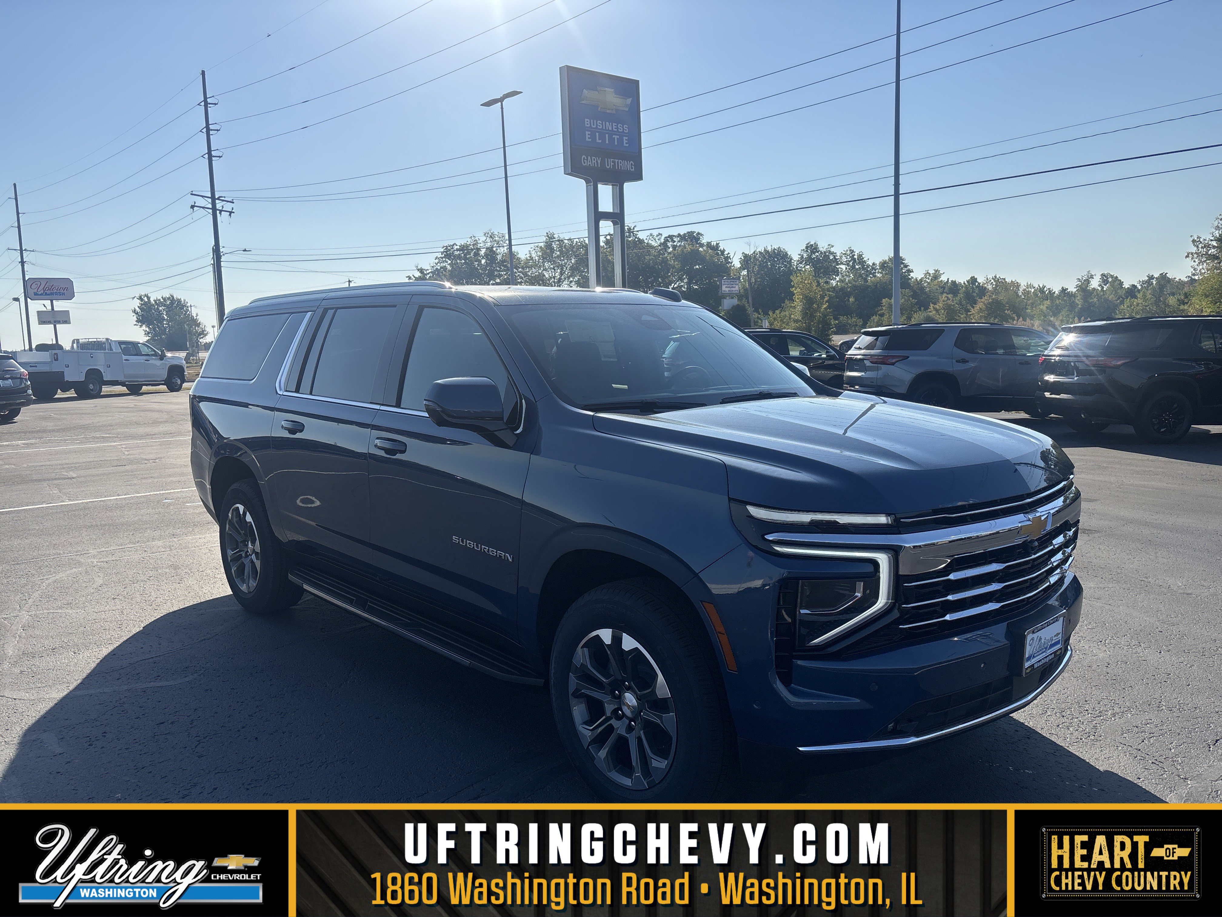 2026 Chevrolet Suburban LT's photo