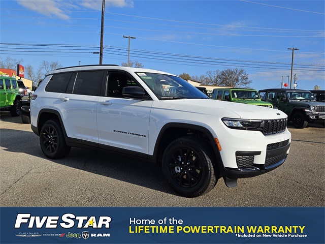 2025 Jeep Grand Cherokee L Altitude's photo