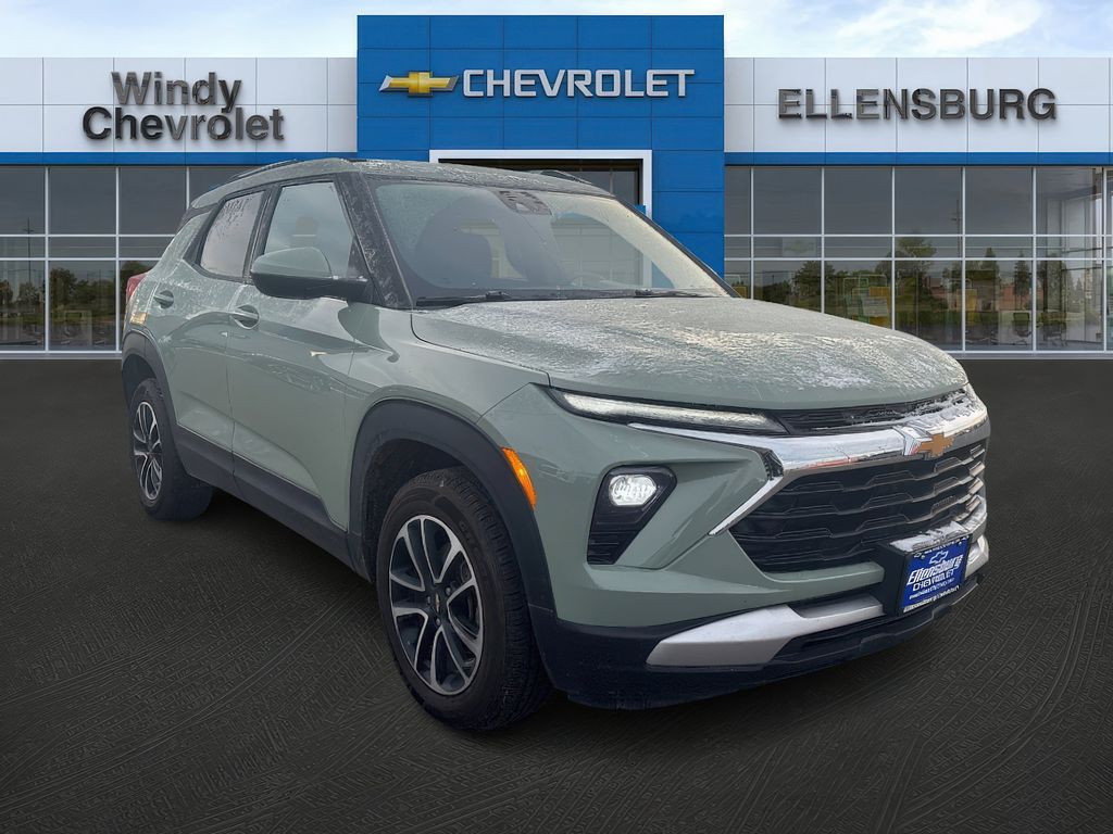 2025 Chevrolet Trailblazer LT's photo