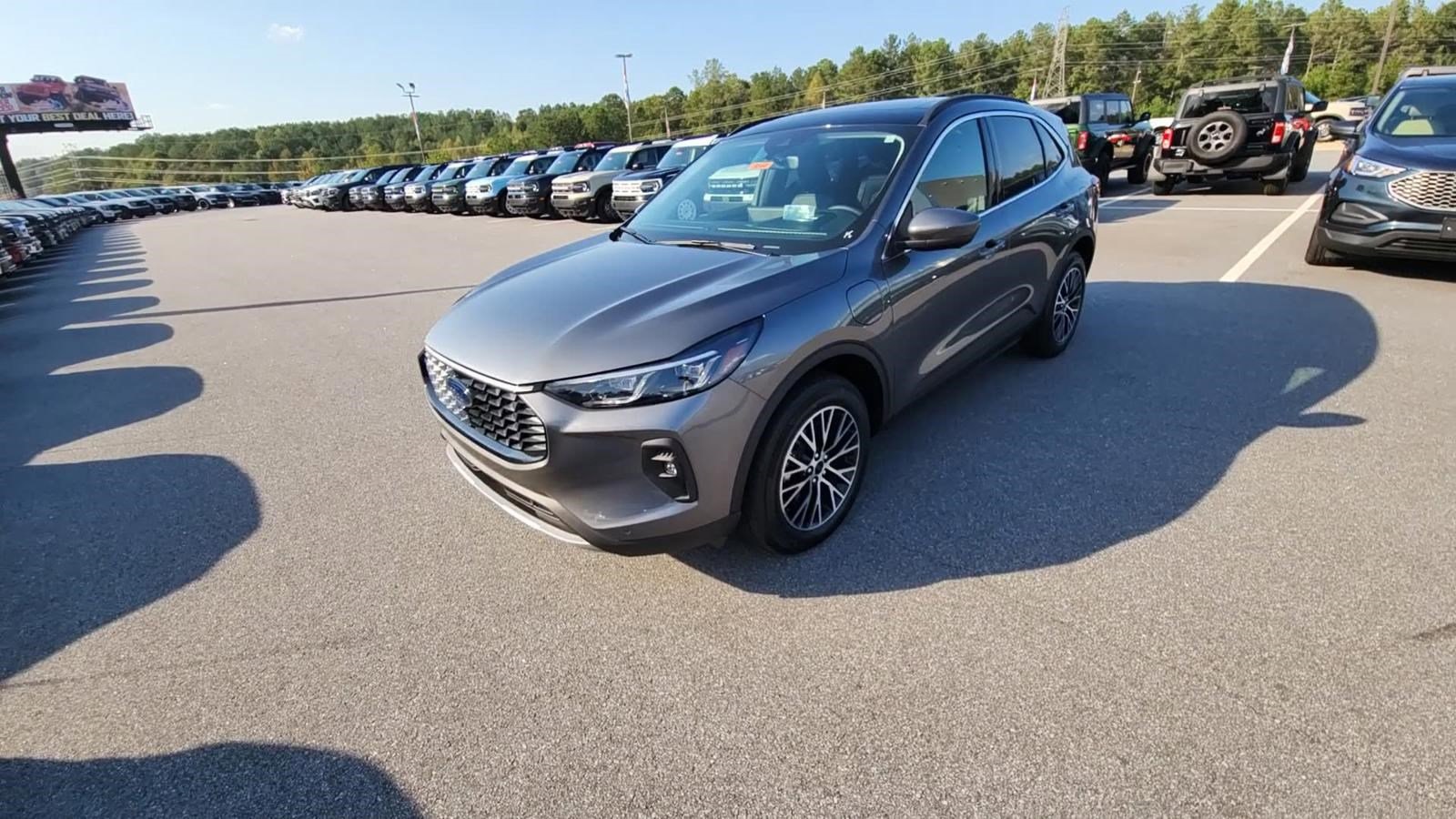 2025 Ford Escape Plug-In Hybrid Base photo 2