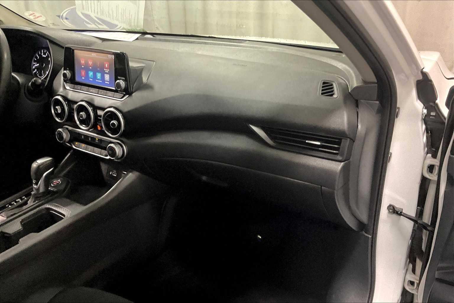 2022 Nissan Sentra S photo 13