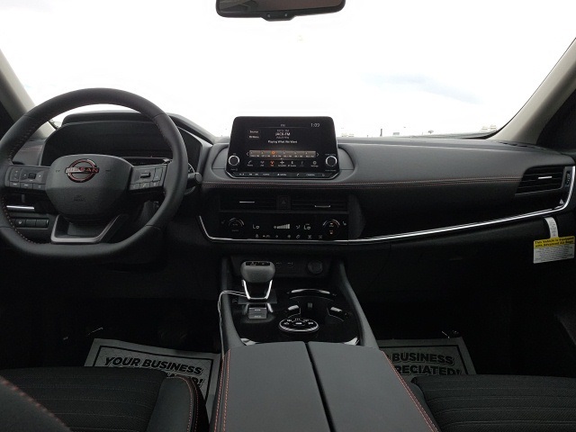 2026 Nissan Rogue SV photo 22