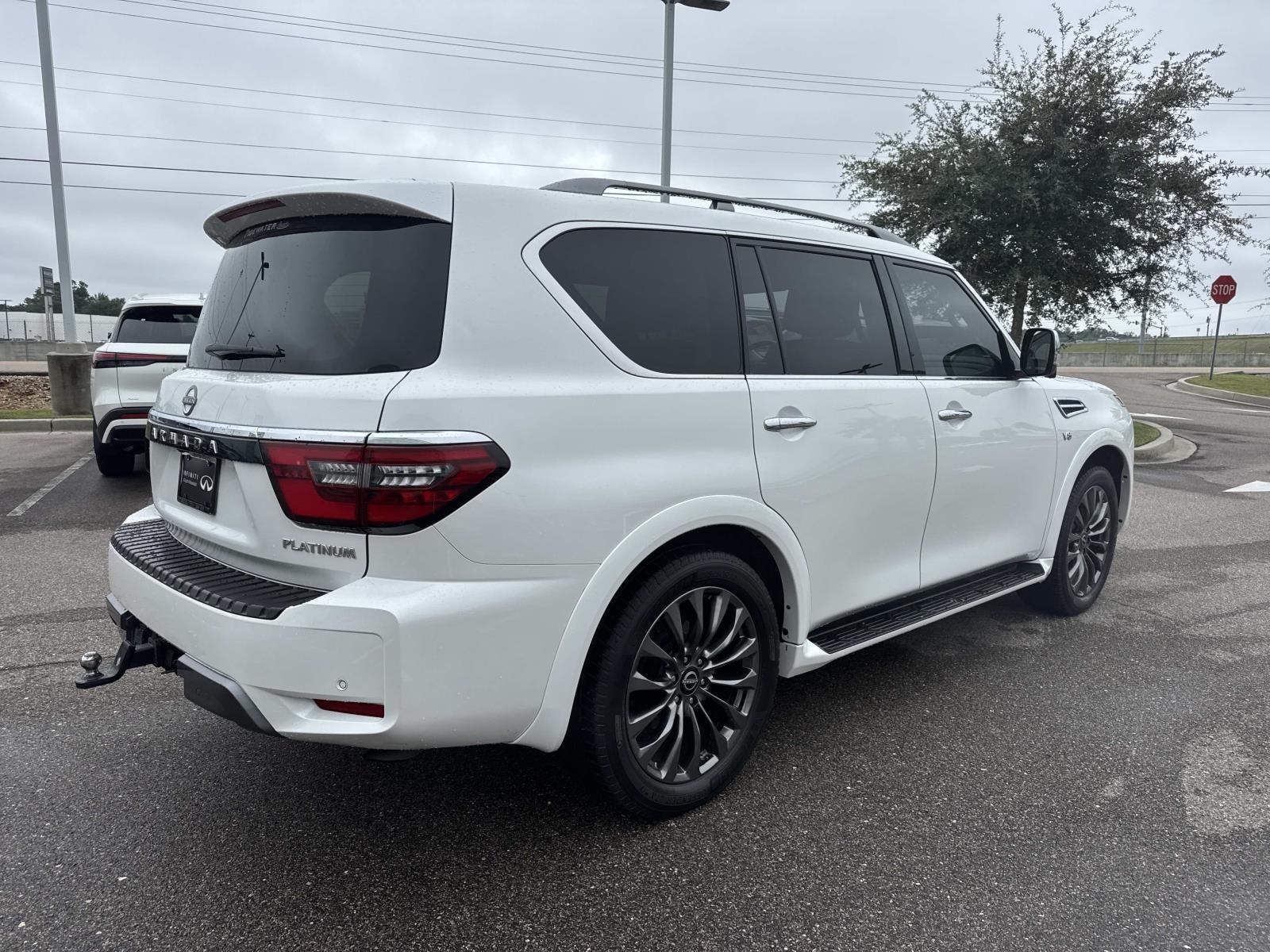 2021 Nissan Armada Platinum photo 2