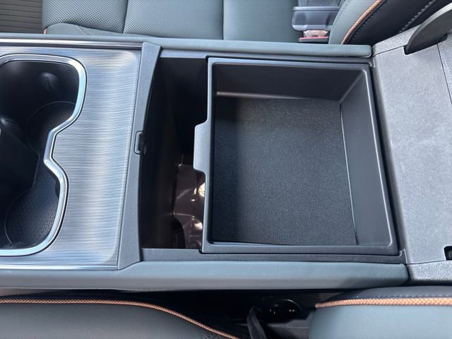 2026 Gmc Acadia AT4 photo 24