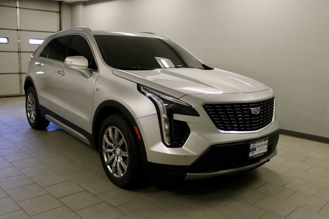 2022 Cadillac XT4 Premium Luxury
