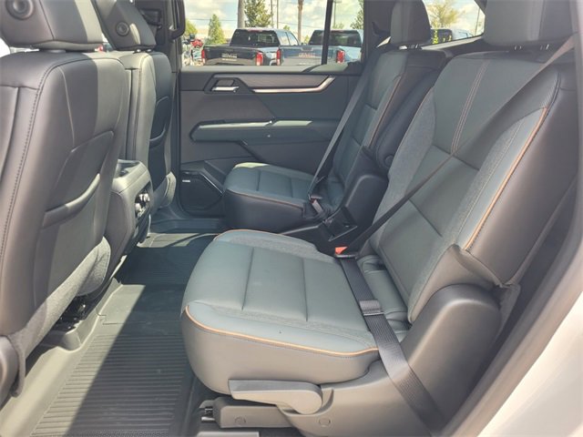 2026 Gmc Acadia AT4 photo 4