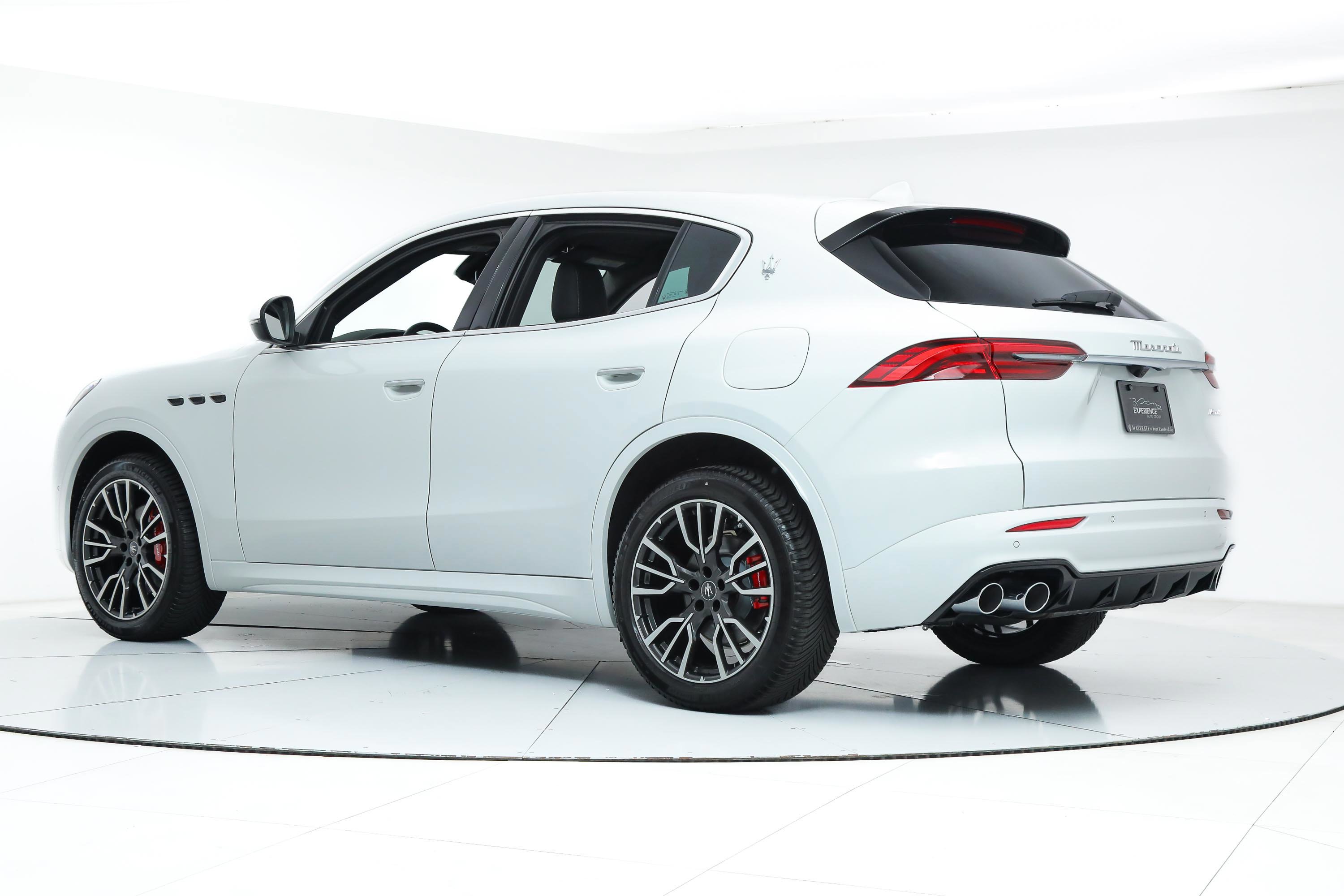 2025 Maserati Grecale photo 3