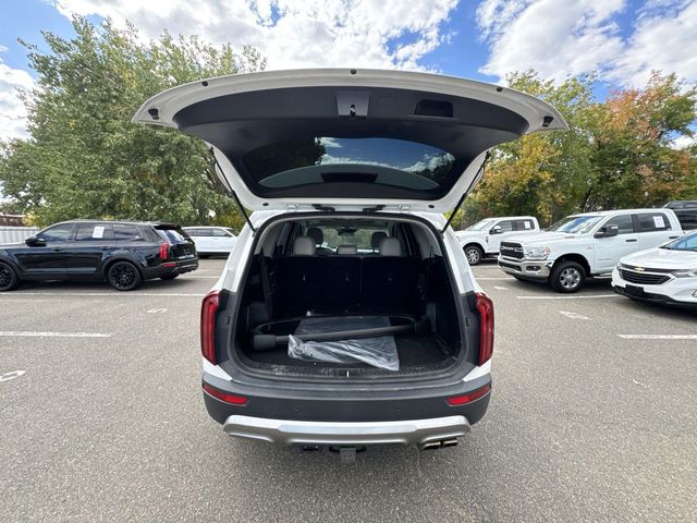 2020 Kia Telluride S photo 24