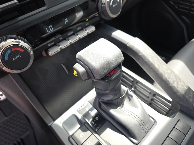 2025 Toyota Tacoma TRD Sport 4x4 Double Cab photo 19