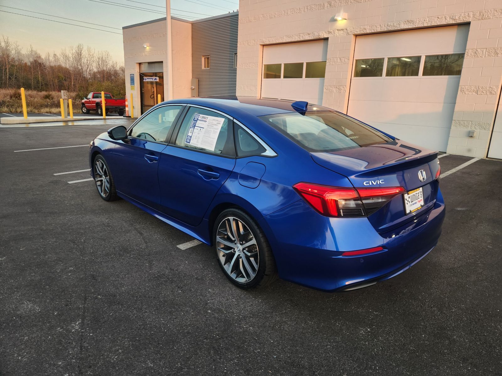 2022 Honda Civic Touring photo 4