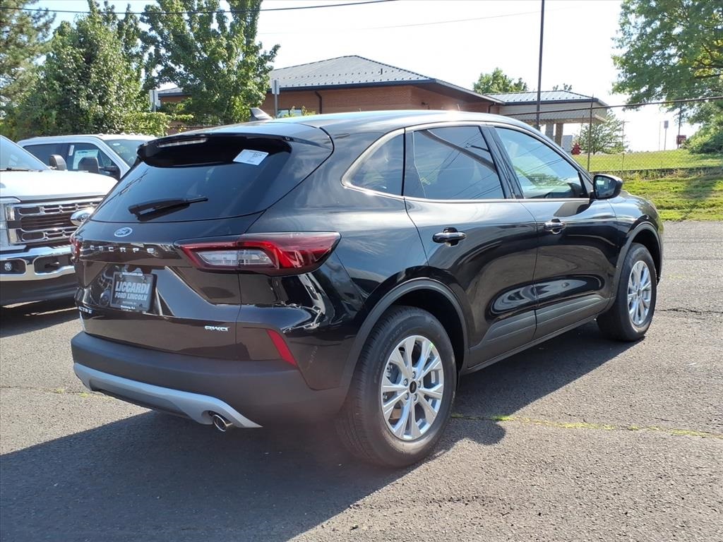 2025 Ford Escape Active photo 6