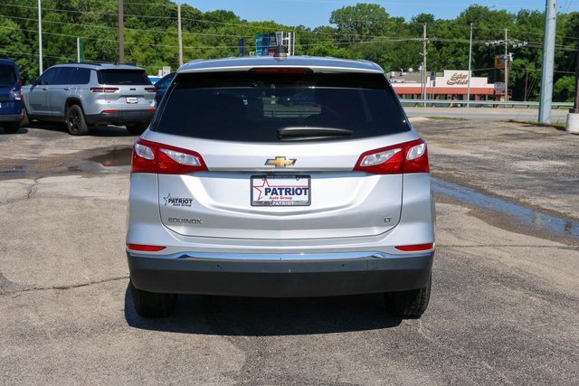 Used 2021 Silver Ice Metallic Chevrolet LT image 4