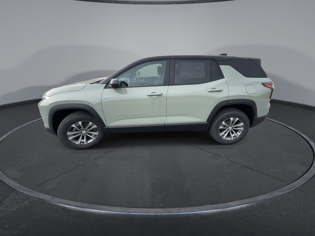 2026 Chevrolet Equinox LT photo 4