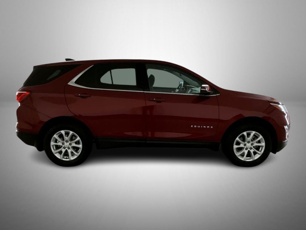 2018 Chevrolet Equinox LT photo 4