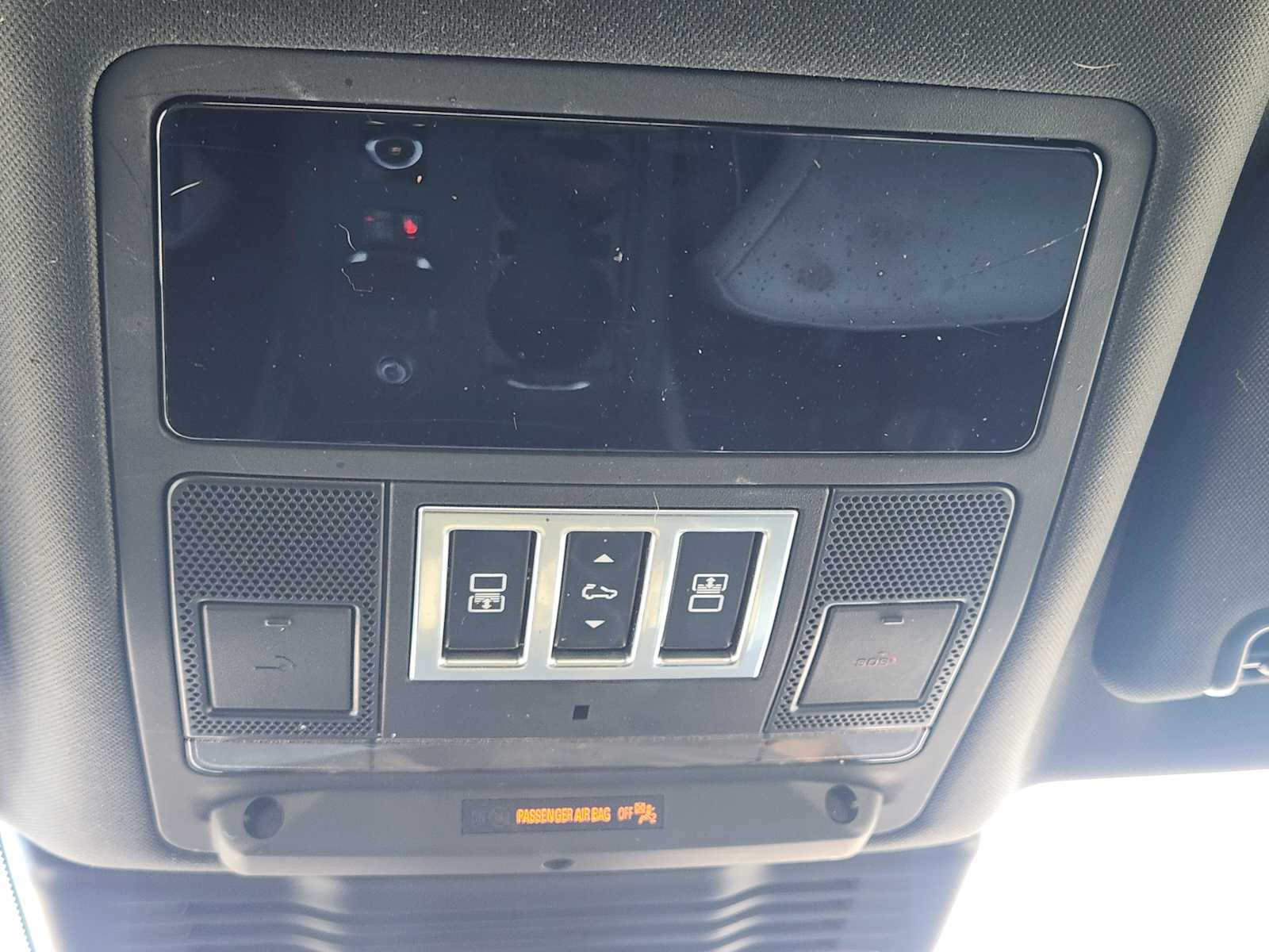 2021 Land Rover Discovery HSE R-Dynamic photo 19