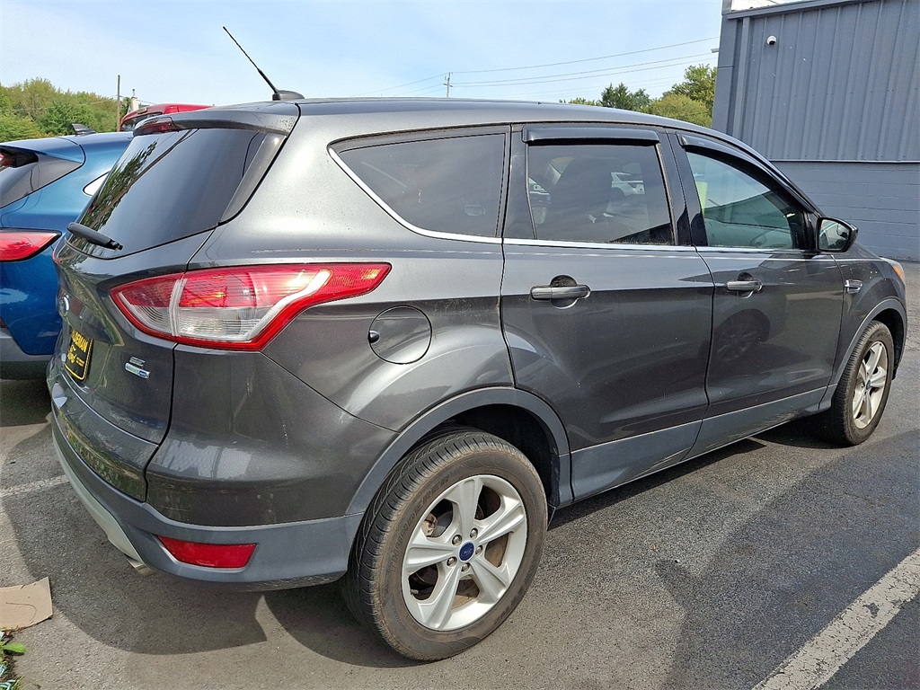 2016 Ford Escape SE photo 4