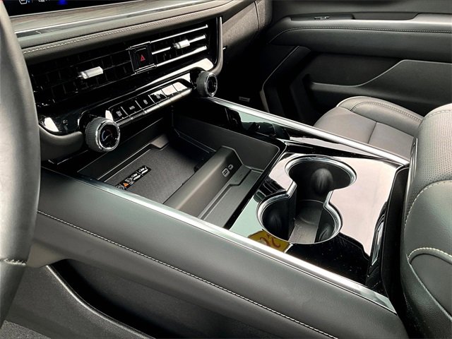 2025 Chevrolet Tahoe Premier photo 20