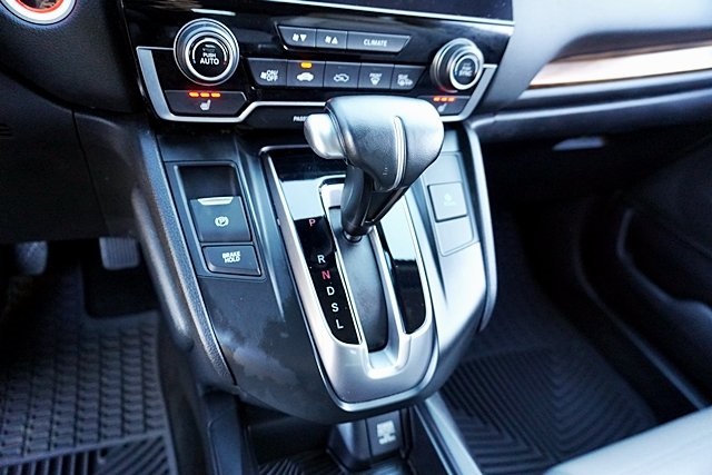 Used 2018 Black Honda Touring image 29