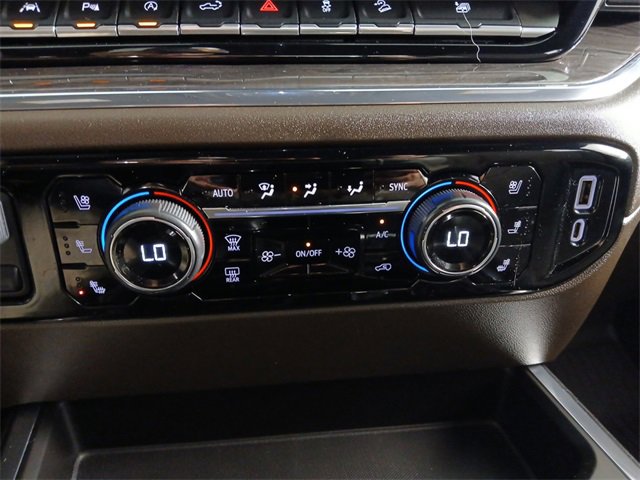 2023 Chevrolet Silverado LT photo 16