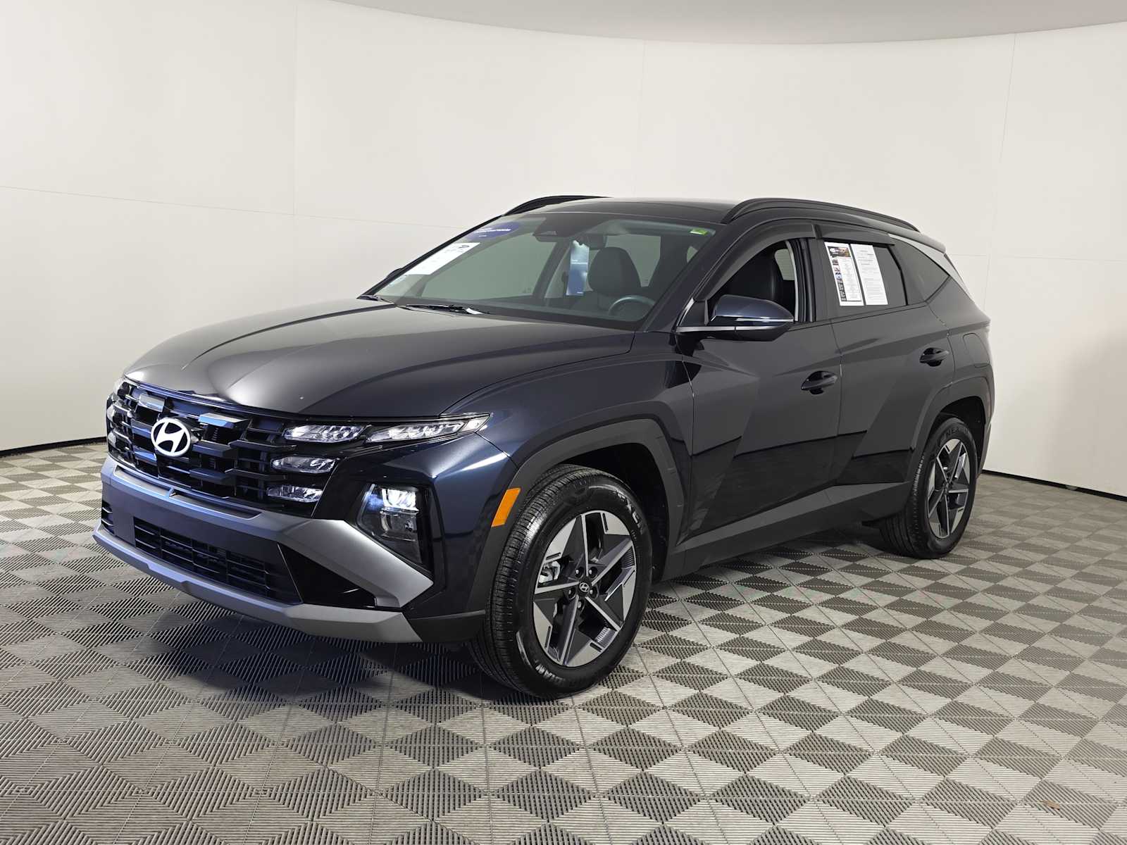 2025 Hyundai Tucson Hybrid SEL Convenience photo 4