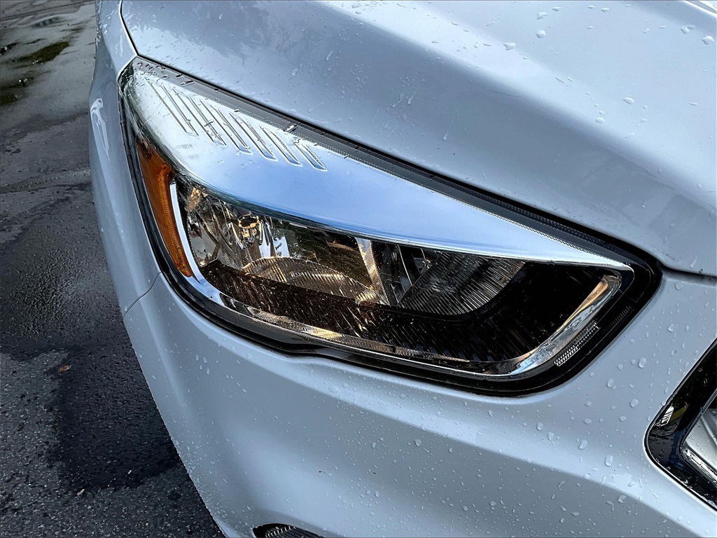 2019 Ford Escape SE photo 32