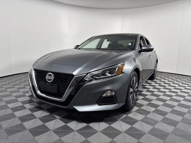 2022 Nissan Altima SV