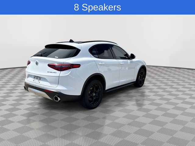 2019 Alfa Romeo Stelvio Base photo 7