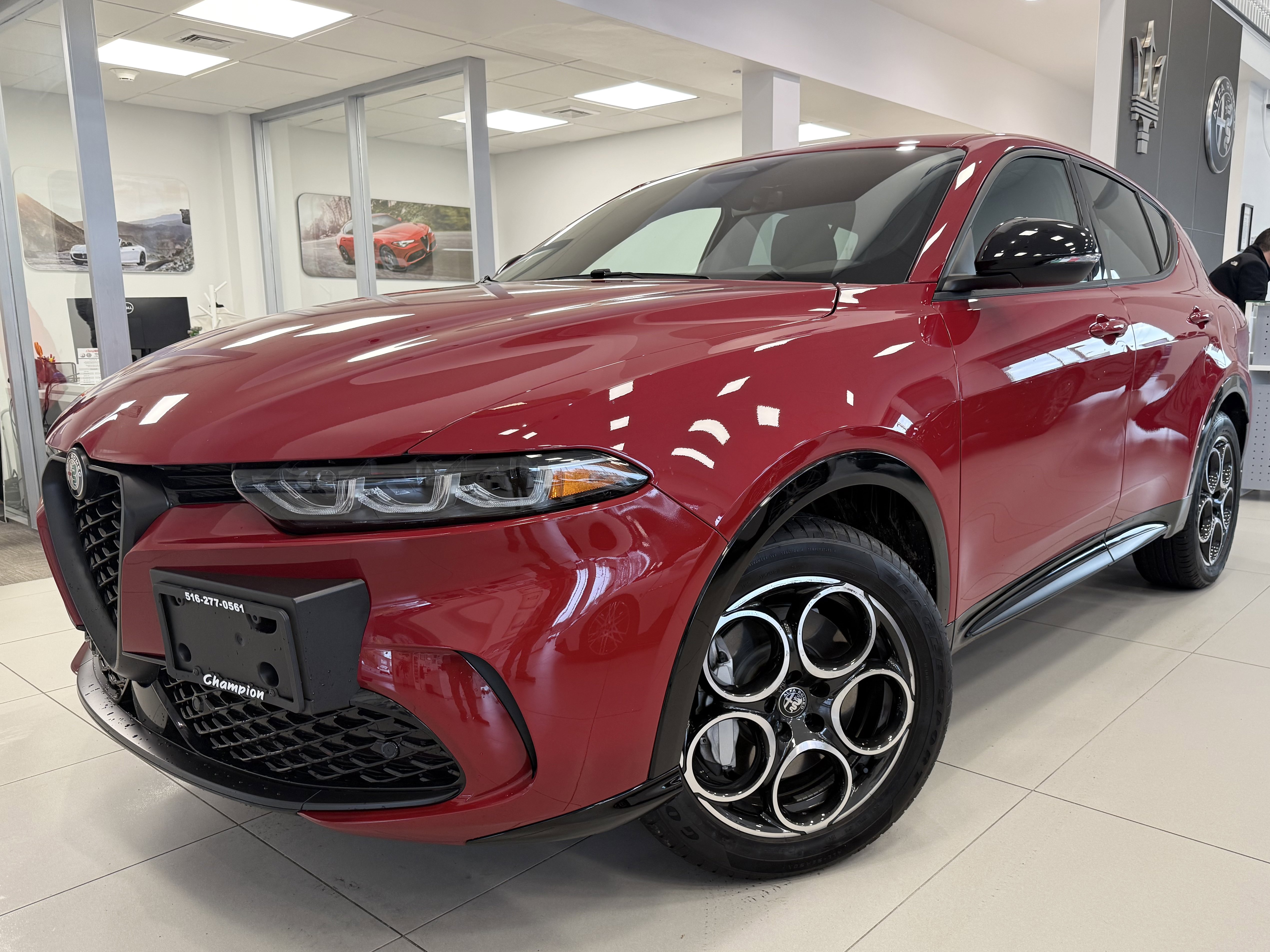 2025 Alfa Romeo Tonale Base's photo