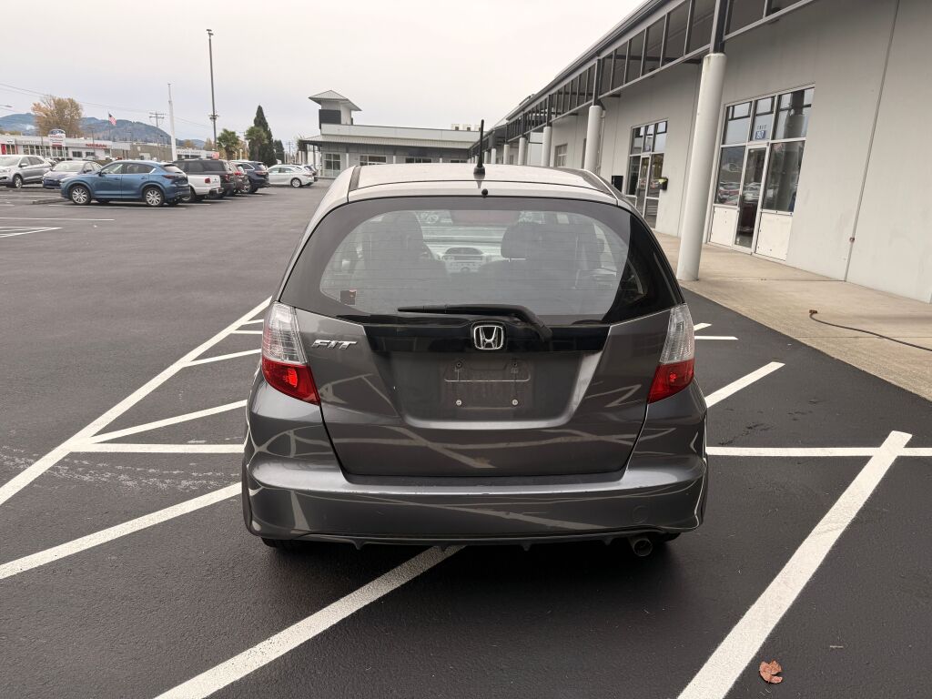2013 Honda Fit Base photo 3