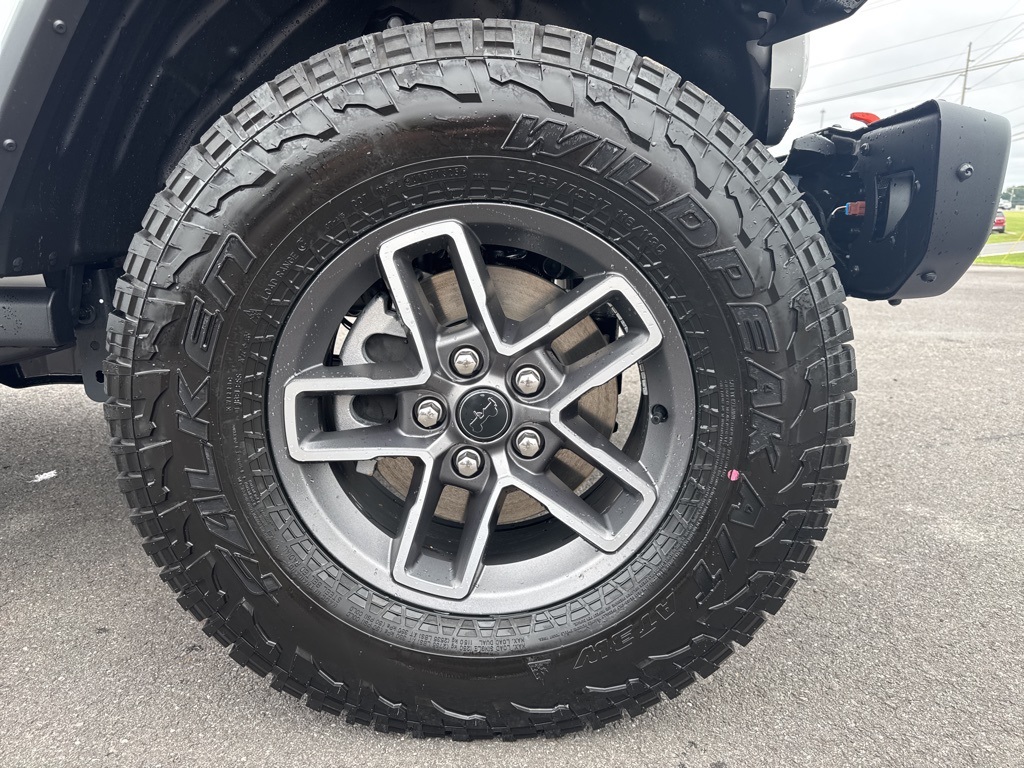 2025 Jeep Gladiator Mojave photo 11