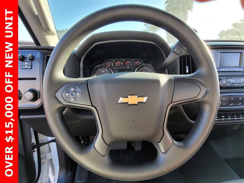 2023 Chevrolet Silverado 5500HD Work Truck photo 12