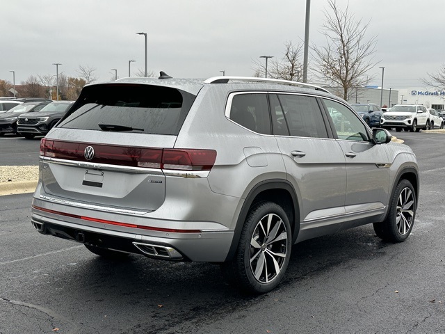 2026 Volkswagen Atlas SEL Premium R-Line photo 4