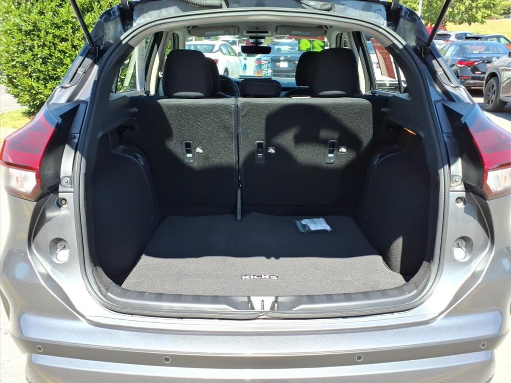 2024 Nissan Kicks SV photo 15