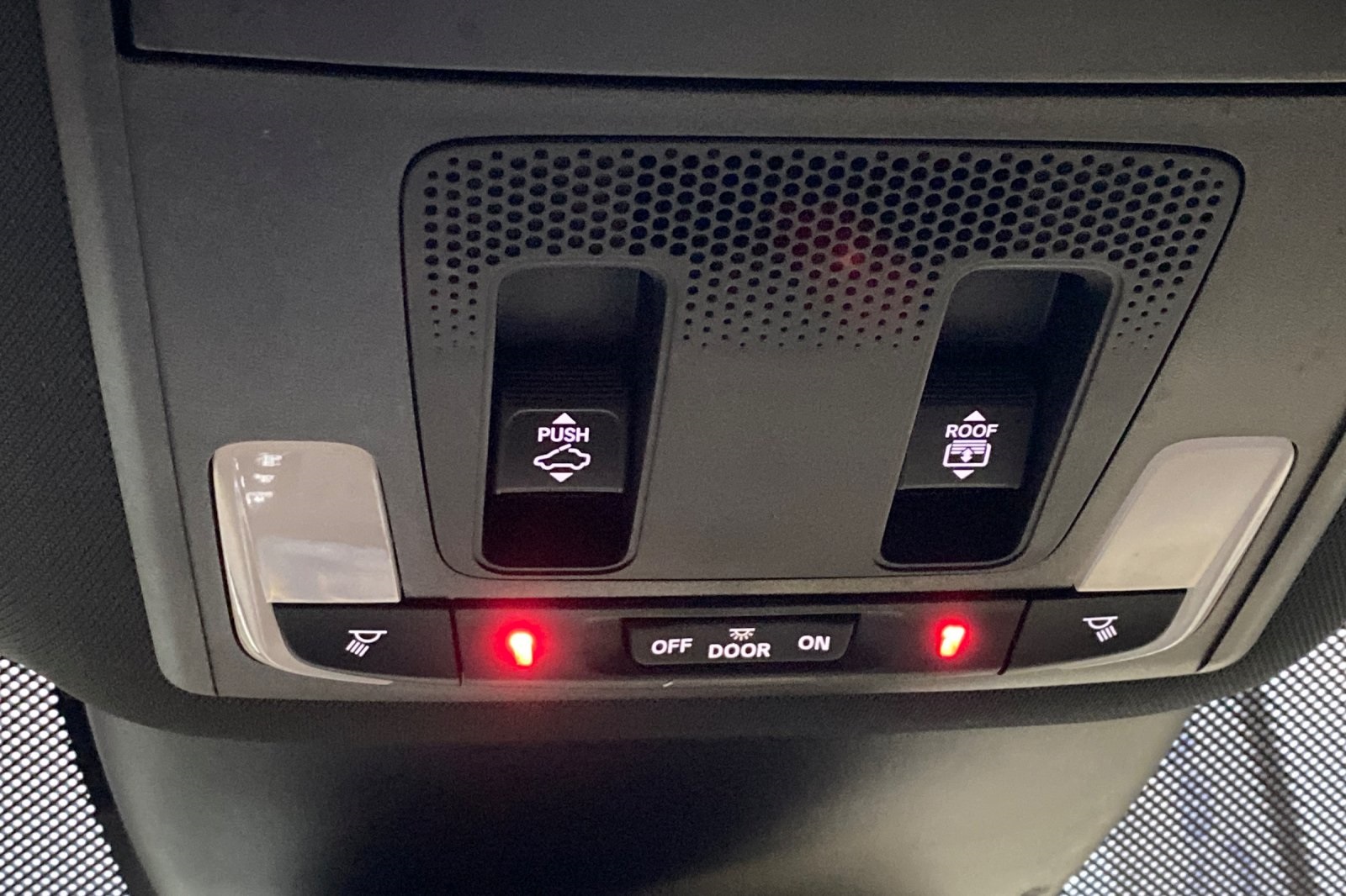 2025 Honda Pilot Black Edition photo 34